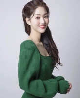 韩国29岁女演员朴秀莲从楼梯坠亡 母亲发声:女儿善良 愿捐赠她的器官