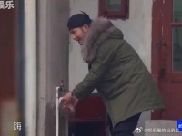 黄晓明回到山东故乡,见到初恋忍不住泪目,直言最想见的就是她