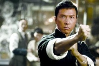 娱乐圈五大戏疯子:成龙第二,最后一位当红小花却比多数男人都拼