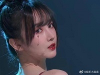 这个身材试问谁能拒绝,我给她折磨都行