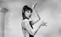 歌手李玟因抑郁症去世,年仅48岁