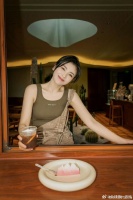 好喜欢刘涛的这个臀腰比呀……