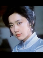 据说她俩当年一个迷倒了万千南方人……