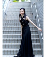 网友辣评： 刘浩存:轻舟已过万重山，王楚然: 将登太行雪满山……