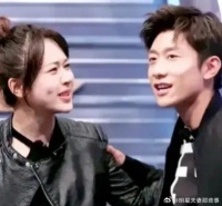 一次，杨紫问张一山：听说你暗恋了我十多年了？