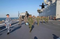 警惕！澳大利亚出动最大战舰与美菲在南海进行两栖作战演习