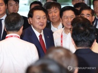 尹锡悦宣称要与“反科学势力”斗争，被批是“与反对排海韩国民斗争”