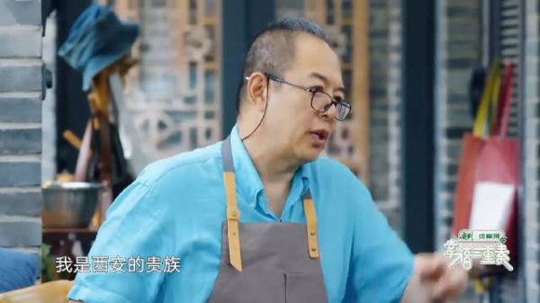 张铁林自称是西安的贵族,看不起张国立,吐槽他是西安穷人