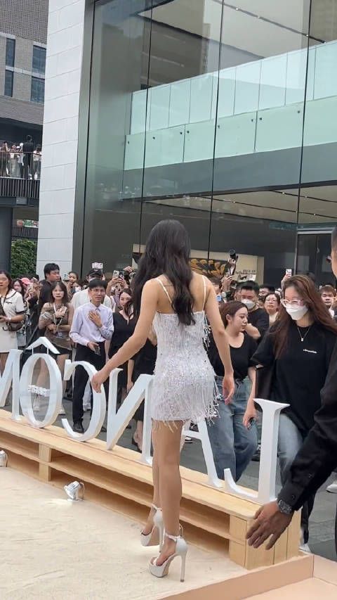 赵今麦发型不适合她