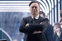 马斯克传记作者披露其已有10个孩子：与格莱姆斯的第三个孩子首次曝光