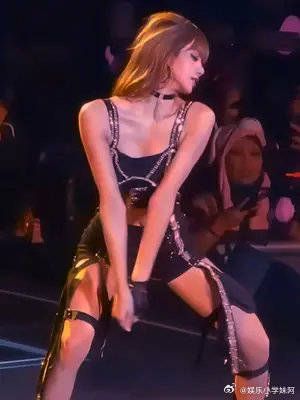 当年就是Lisa的这支舞让我入了坑……