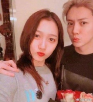 鹿晗连续七年为关晓彤庆生：生日快乐呀