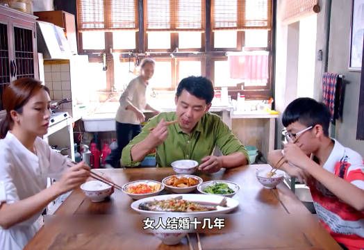 婆婆大小便失禁,长期受气的儿媳妇居然这样做