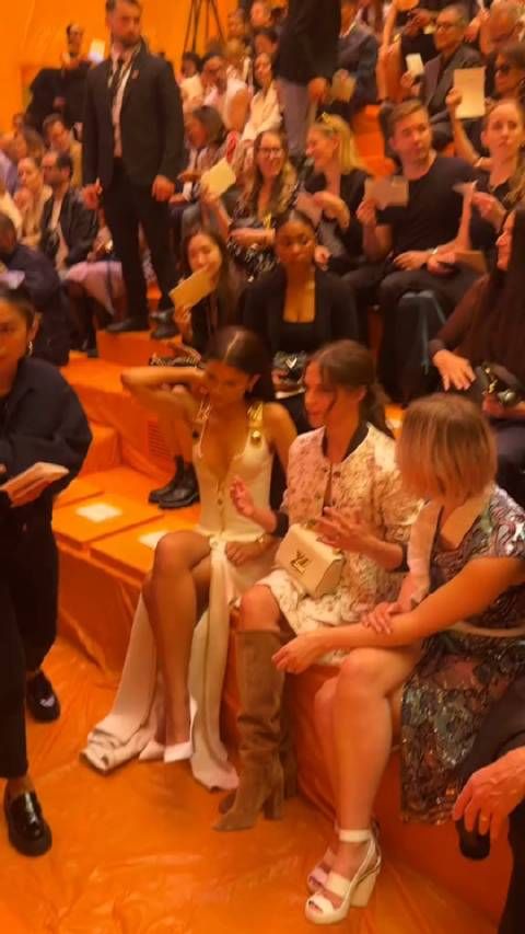 被迫陪聊就是这样的