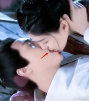 马天宇和baby吻戏伸舌头，网友们惊呼：“好变态”！