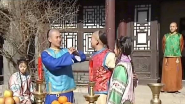 2023年我竟然看到了《还珠格格》的未配音花絮！