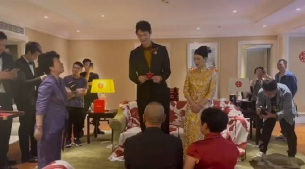 王哲林最近完成了人生大事，迎娶美娇妻……