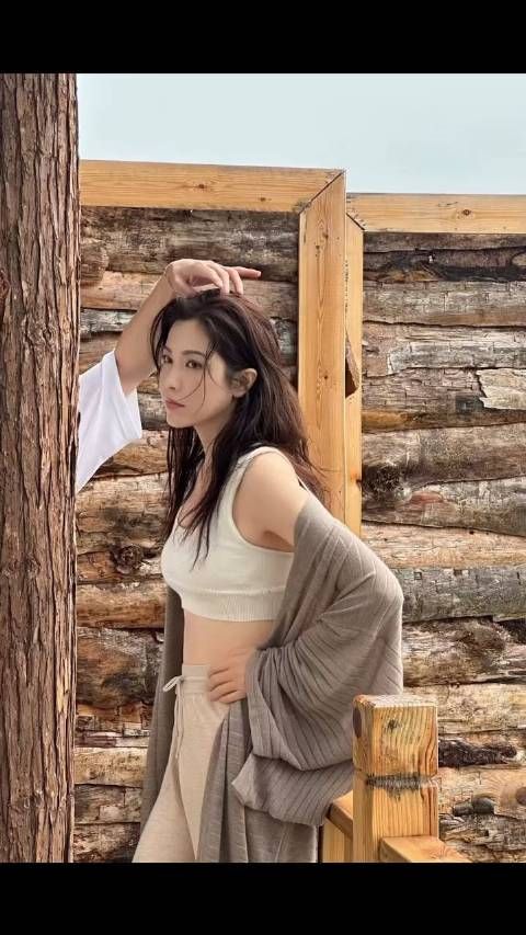 就问姐姐怎么这么美呀!真的好漂亮呀!