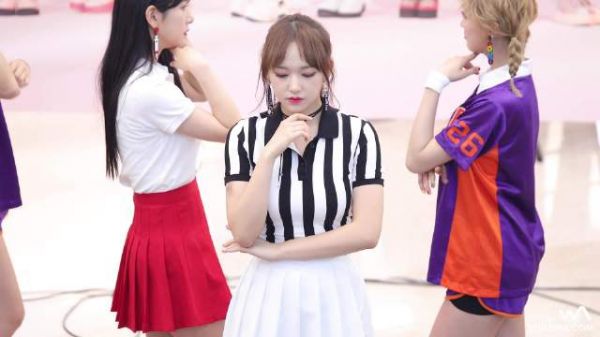 程潇为什么被叫做奶潇 看完这个直拍你就懂了 170618 WJSN HAPPY