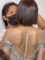 秦岚这个真是一点滤镜也没有呀，看来去沙漠确实晒黑了不少