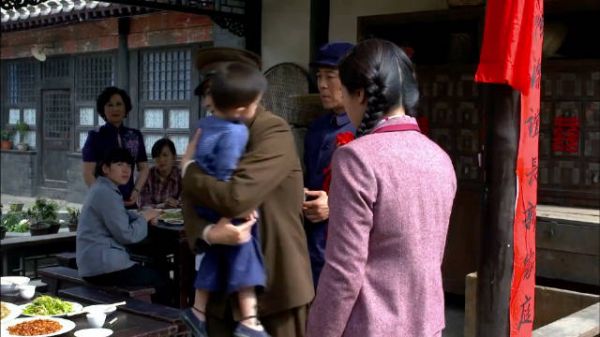 男子离家五年,不料归家时爱人正在结婚,这也太抓马了吧!