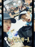 应采儿晒与大儿子逛吃vlog，Jasper自编自导自演，母子互动有趣！