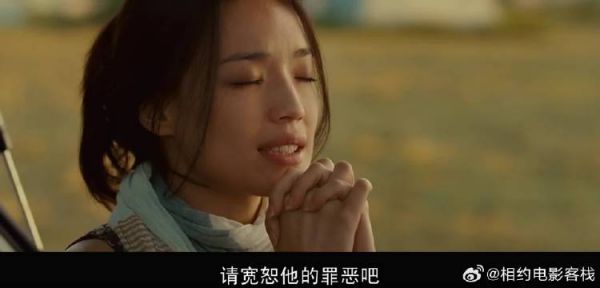 别看大爷一把年纪了,谈恋爱绝对是高手,面对美女情话不断啊