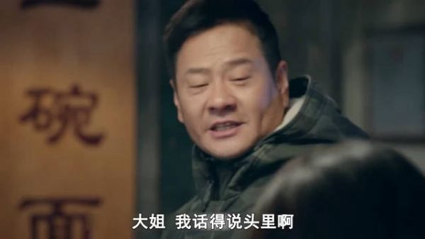 男人每天仅卖一百碗打卤面,却能月赚15万,最后老爷子看出门道!