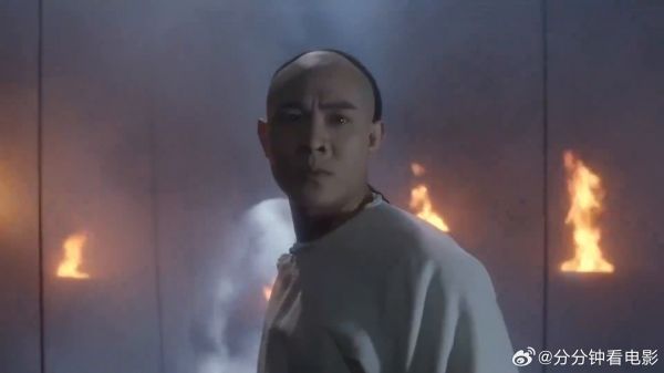 飞鸿黄飞鸿大战花和尚,在这个背景音乐里,简直就是无敌!