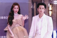 西装和婚纱，棣欣引力真的好甜啊，虞书欣好美好可爱……