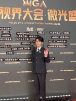 他来了他来了，他带着自己的5部作品走来了！