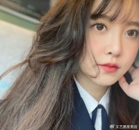 39岁具惠善终于毕业！入学13年晒绝美学士照，美颜超重难掩年龄感