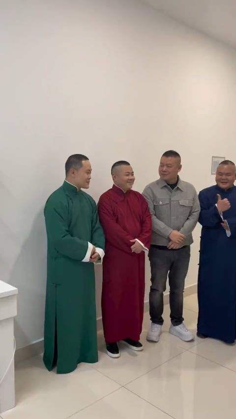 到底哪个是岳云鹏啊?傻傻分不清楚!