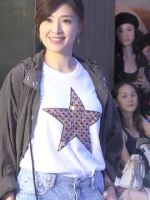 谁能看得出这是53岁的苏慧伦啊？这看着最多就三十吧