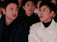 雷佳音：“拍戏把头发剃了，戴的假发！”