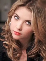 “被美国知名杂志评选为最漂亮的百大女性之一”