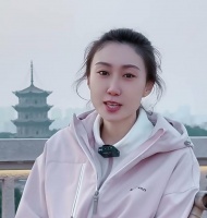 先不说别的，我就想问问是谁给她起的名字？