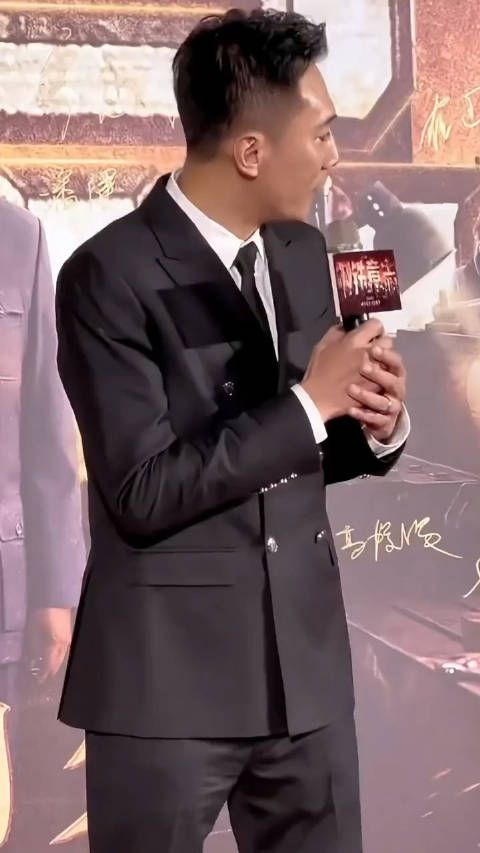 刘烨儿女颜值身材大变样,诺一成高富帅,霓娜气质出众惊艳众人