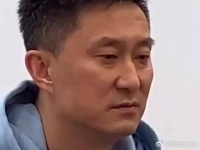 杜锋：年轻人太幸福了，希望三个后卫收收心……