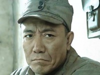 老李擅自调动上万人，功过相抵，免掉了处分