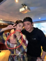 霍建华李凯馨合照引发热议！