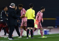 霍启刚再发博：希望梅西和贝克汉姆给公众个交代