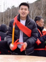 好有生育力的感觉，这鼓打得太酷了