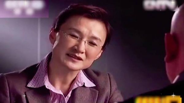 央视专访首登春晚后的郭德纲，这才是高手之间的语言对决