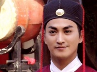 知名男星承认：已婚生女！