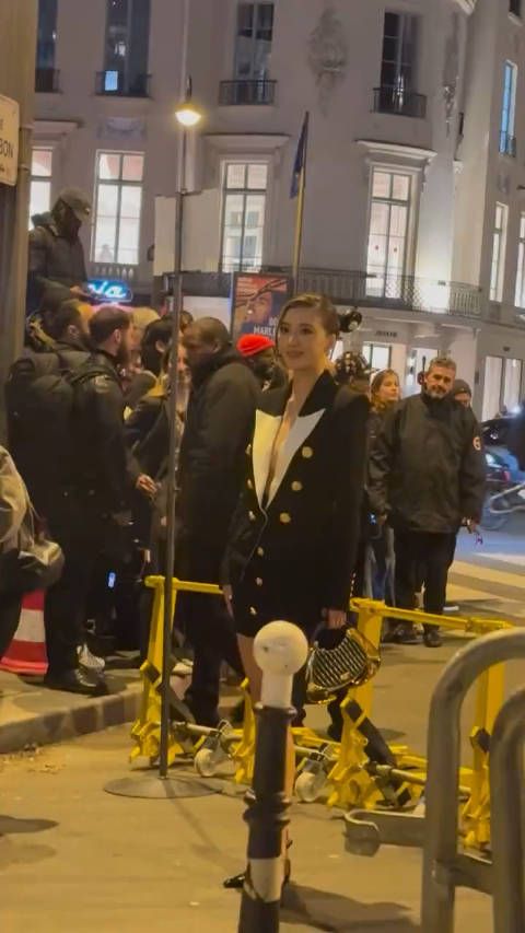 吴千语参加巴黎时装周，第一次发现她竟然这么漂亮……