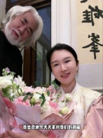 张纪中妻子回应怀孕，她说自己和家人都特别喜欢孩子……