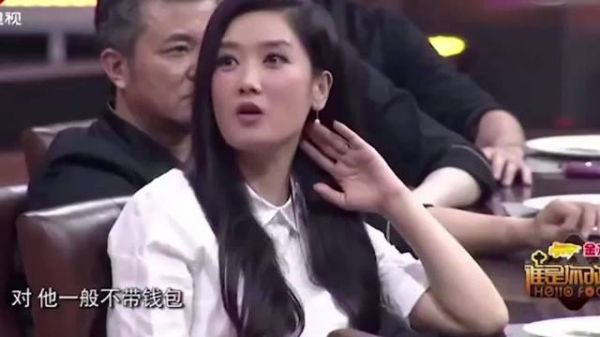 凤凰传奇互损现场,玲花吐槽曾毅:出门绝对不带钱包,一买单就上厕所