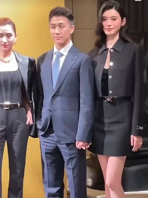 赌王霍家出席范思哲活动,豪门气场十足,谁秒了?