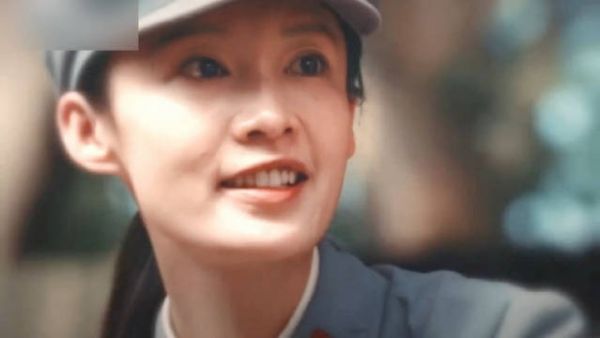 沈近真先后经历徐老板牺牲，跟哥哥决裂，好不容易到了江西…